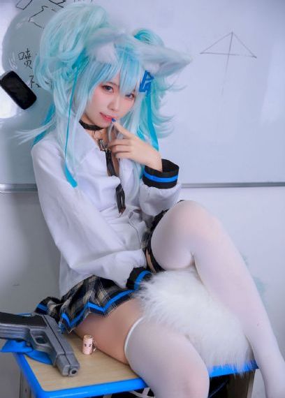 王后伞下