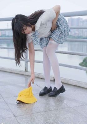 扒开胸罩疯狂揉搓奶视频