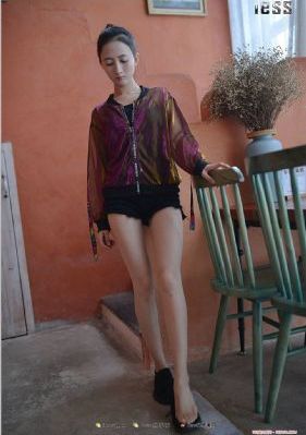 晨妤小美女